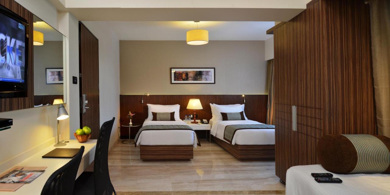 Residency Sarovar Portico Βομβάη Εξωτερικό φωτογραφία