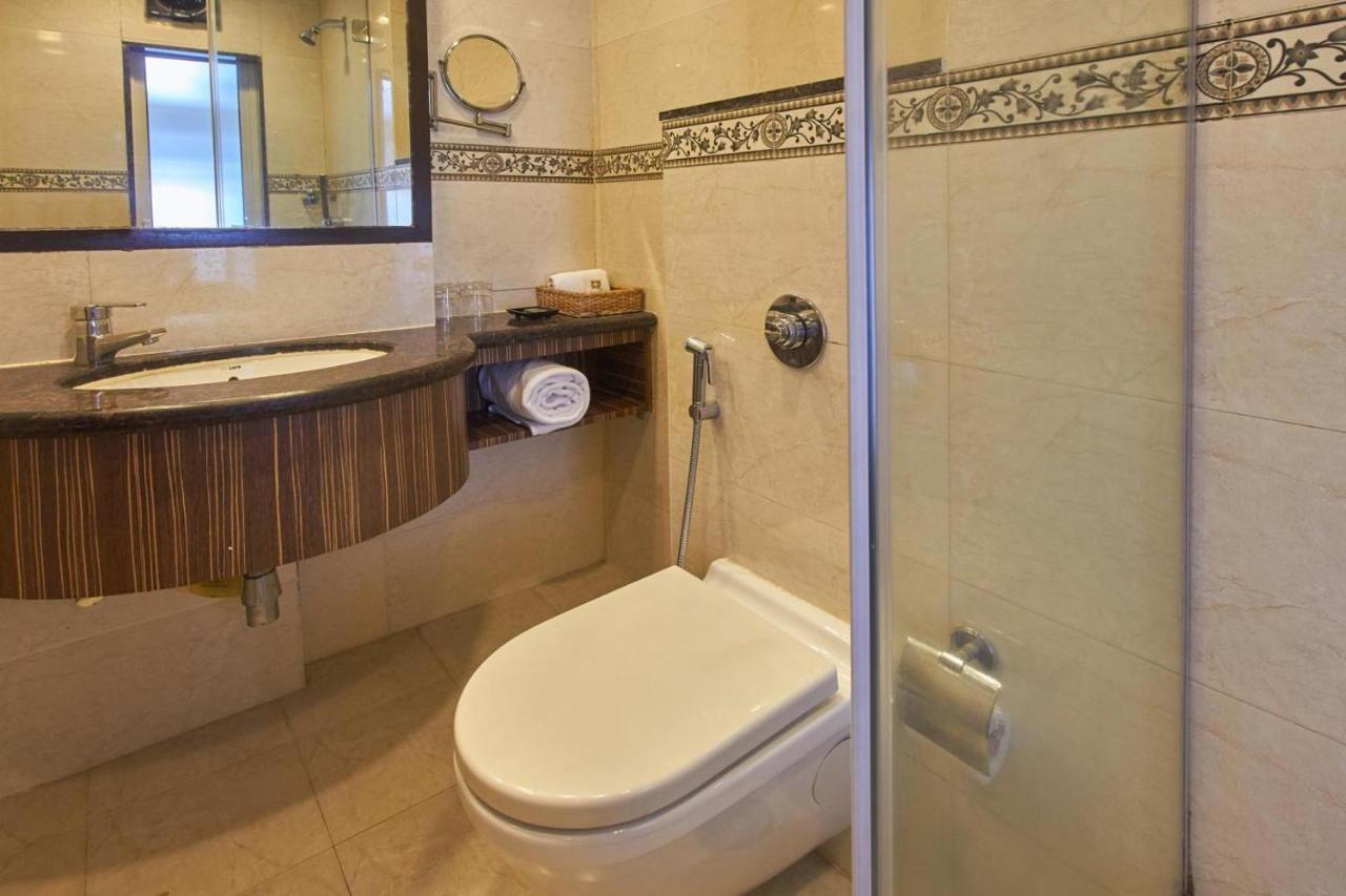 Residency Sarovar Portico Βομβάη Εξωτερικό φωτογραφία