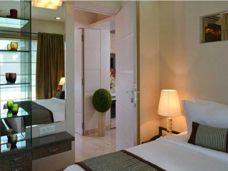 Residency Sarovar Portico Βομβάη Εξωτερικό φωτογραφία